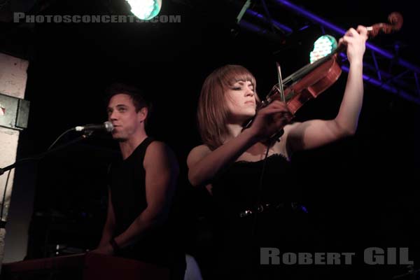 THE AIRBORNE TOXIC EVENT - 2011-02-04 - PARIS - L'International - 